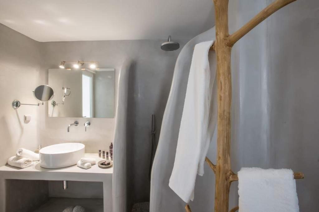 Jonaz Suites Mykonos Town Exterior foto